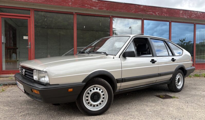 VW Passat 2,2 GT full