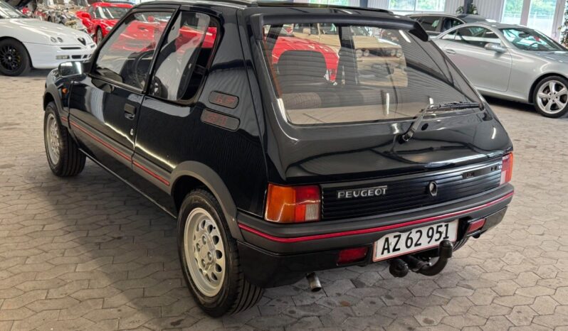 Peugeot 205 1.6 GTI full