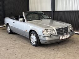 Mercedes-Benz E-Klasse (W124) A124 E320 aut. Cabriolet full