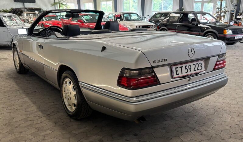 Mercedes-Benz E-Klasse (W124) A124 E320 aut. Cabriolet full