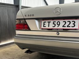 Mercedes-Benz E-Klasse (W124) A124 E320 aut. Cabriolet full