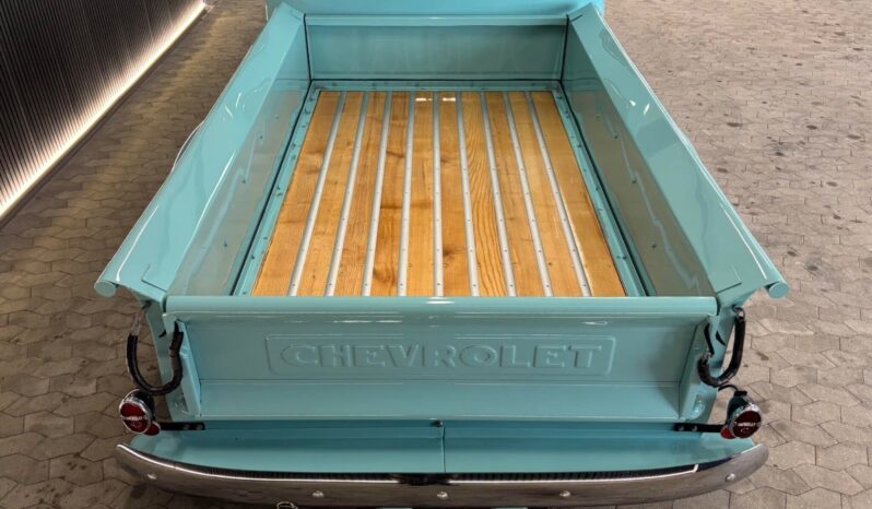 Chevrolet C10 3600 Stepside Long-bed 5-Window full