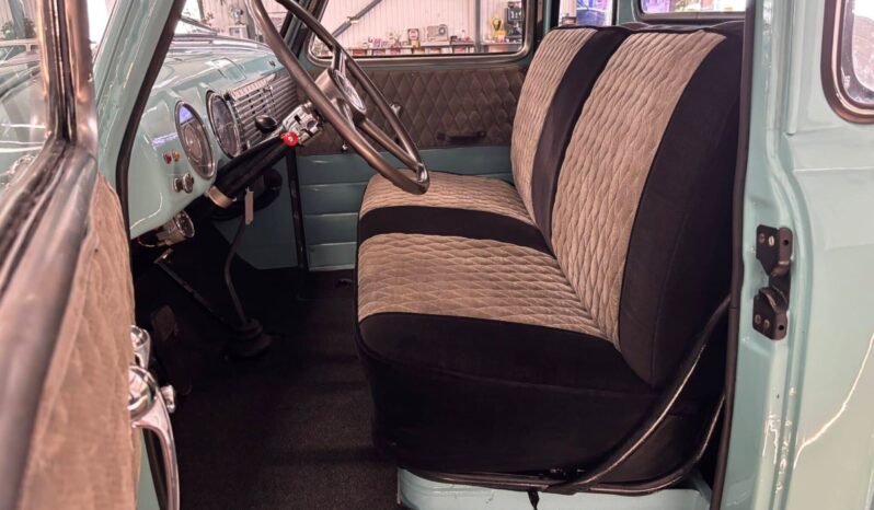 Chevrolet C10 3600 Stepside Long-bed 5-Window full