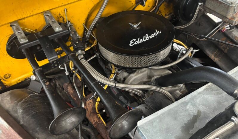 Chevrolet 3100 Stepside Short-bed V8 full
