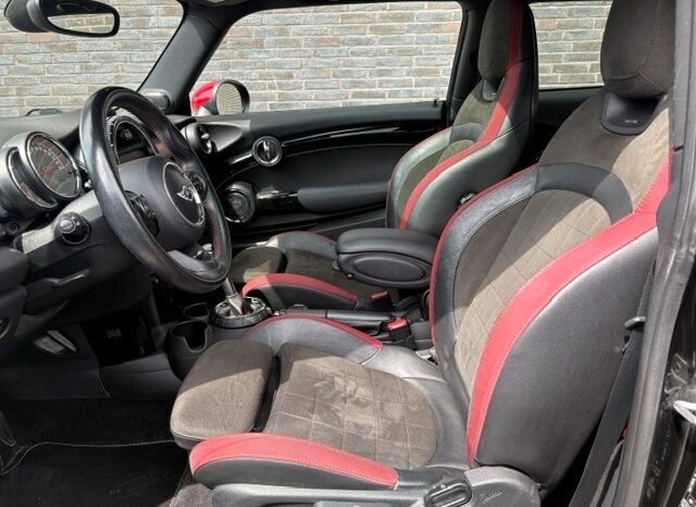 Mini Mini Cooper S J Works 2,0 231 HK Aut. 3d full