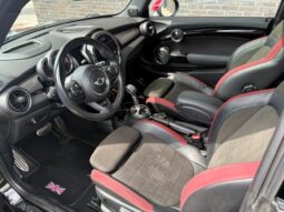 Mini Mini Cooper S J Works 2,0 231 HK Aut. 3d full