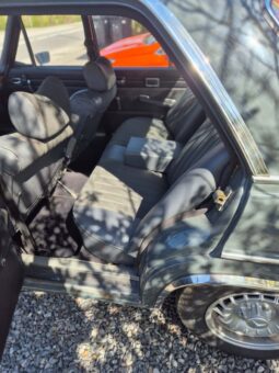 Mercedes-Benz 200-230 (W115) 230,6 full