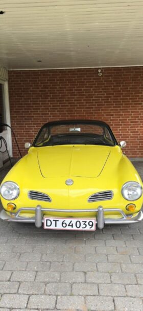 VW Karmann-Ghia coupe