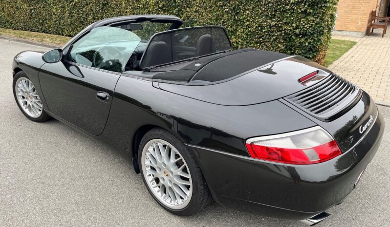 Porsche 911 996 Carrera 4 full