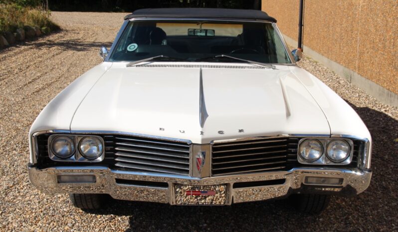 Buick Electra 225 cab full
