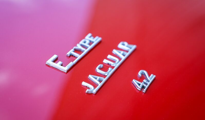 Jaguar E-Type Serie 2 4.2 L Roadster full
