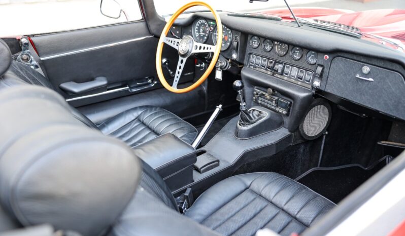 Jaguar E-Type Serie 2 4.2 L Roadster full