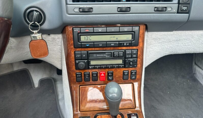 Mercedes-Benz SL-Klasse (R129) SL320 full
