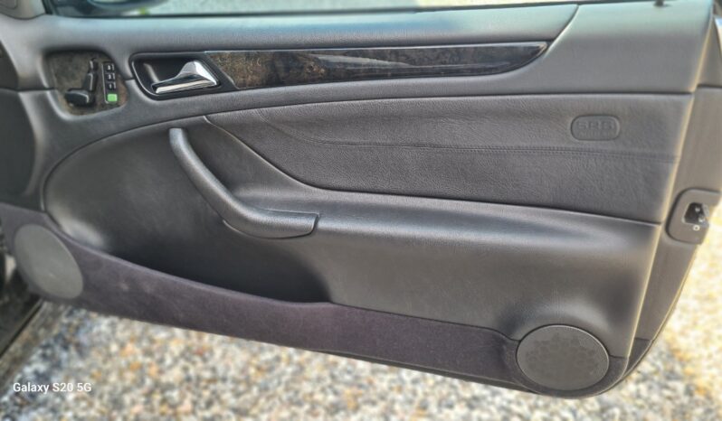Mercedes-Benz CLK 430 Cabriolet V8 full