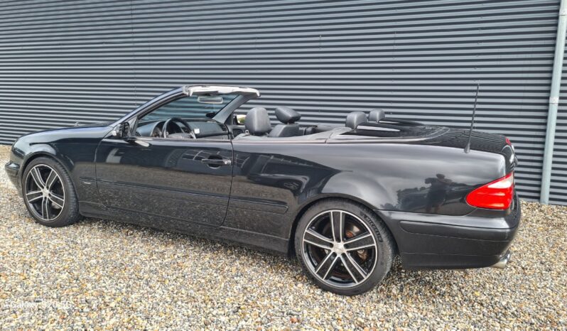 Mercedes-Benz CLK 430 Cabriolet V8 full