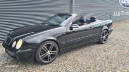 Mercedes-Benz CLK 430 Cabriolet V8 full
