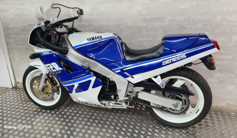 Yamaha FZR 1000 Genesis full