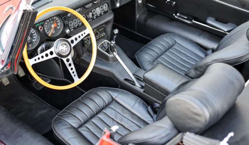 Jaguar E-Type Serie 2 4.2 L Roadster full