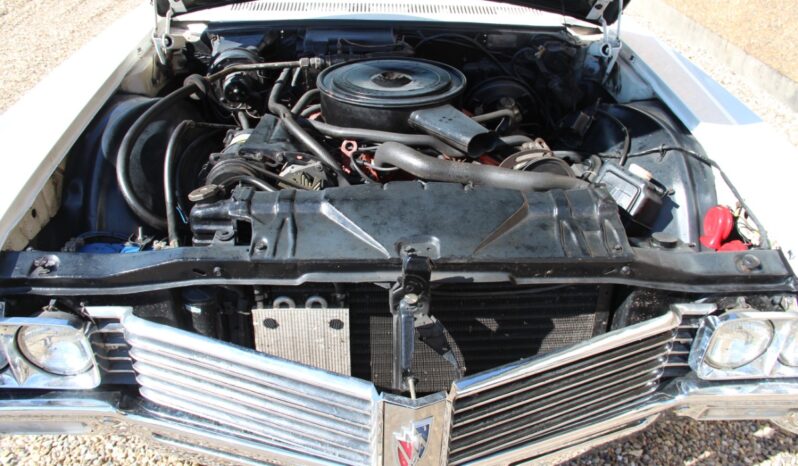 Buick Electra 225 cab full
