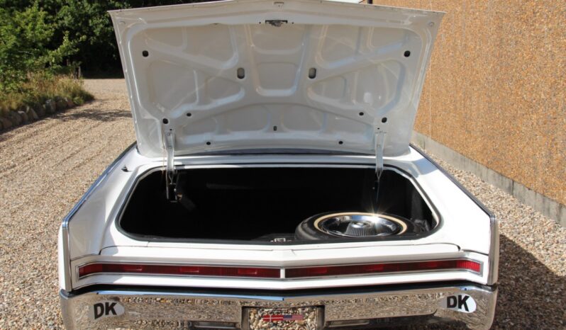 Buick Electra 225 cab full