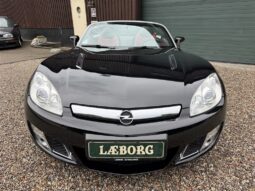 Opel GT 2,0 Turbo full