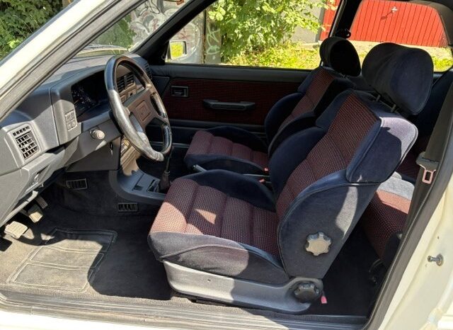 Peugeot 309 1,9 GTI full
