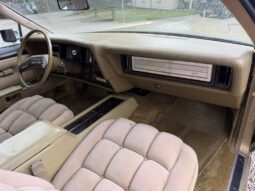 Lincoln Continental 7,6 V8 full