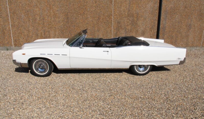 Buick Electra 225 cab full