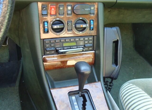 Mercedes-Benz S-Klasse (W126) 500 SE full