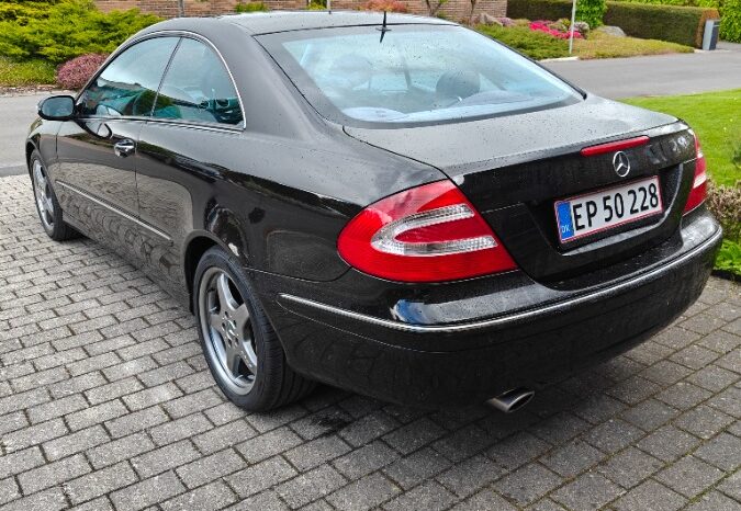 Mercedes-Benz CLK 240 full