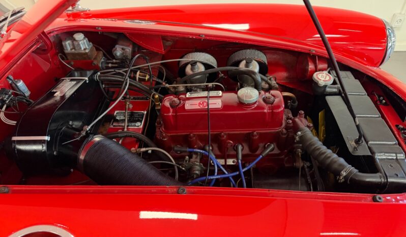 MG MGA Mk 2 Coupe full