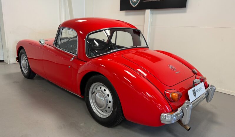 MG MGA Mk 2 Coupe full