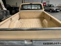 Chevrolet C10 C10 Silverado Pickup V8 full