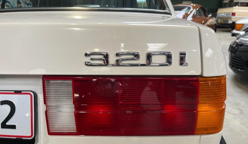 BMW 3-serie E30 320i full