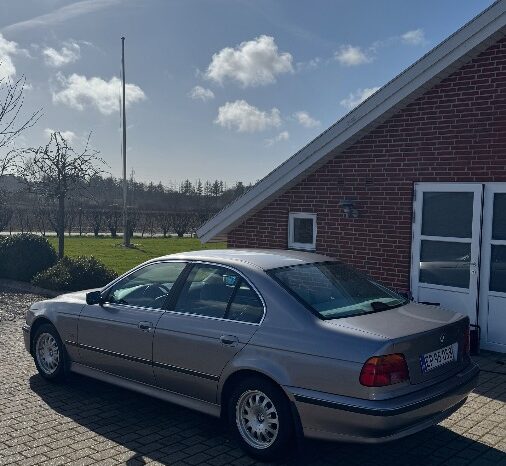 BMW 5-serie E39 523i full