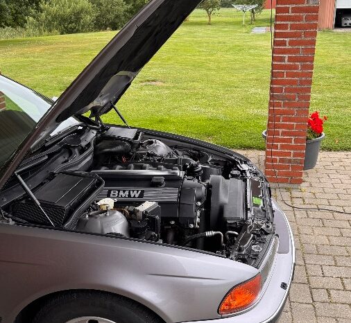BMW 5-serie E39 523i full
