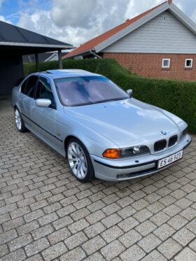BMW 5-serie E39 540i
