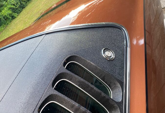 Dodge Charger SE full