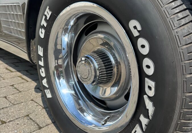 Chevrolet Corvette C3 Stingray Aut. full