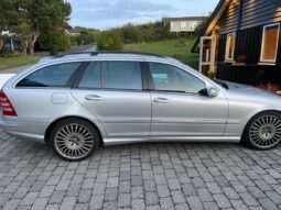 Mercedes-Benz C-Klasse (W202) C32 AMG full
