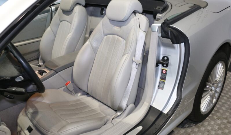 Mercedes-Benz SL (R230) SL55 AMG full