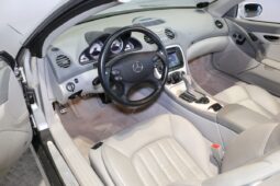 Mercedes-Benz SL (R230) SL55 AMG full