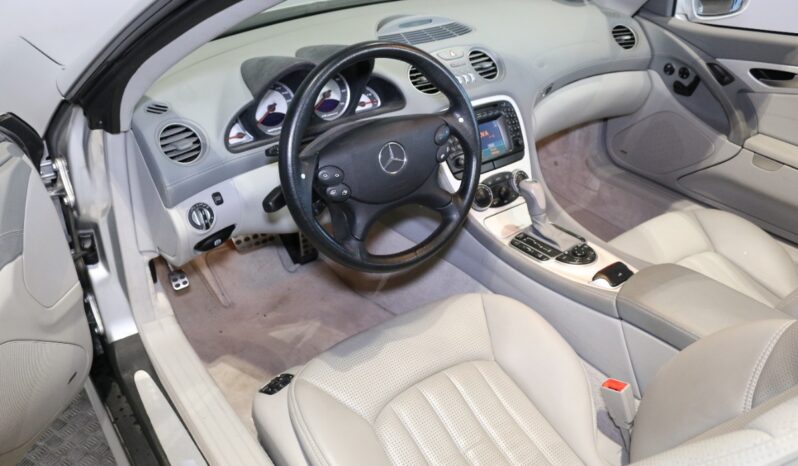 Mercedes-Benz SL (R230) SL55 AMG full