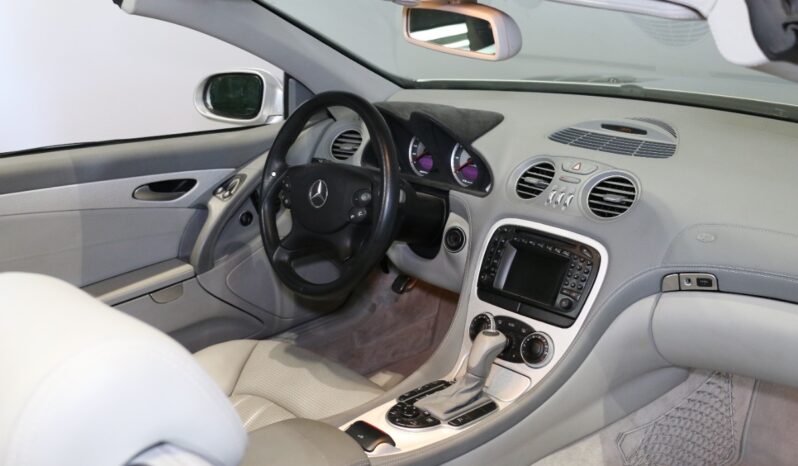Mercedes-Benz SL (R230) SL55 AMG full
