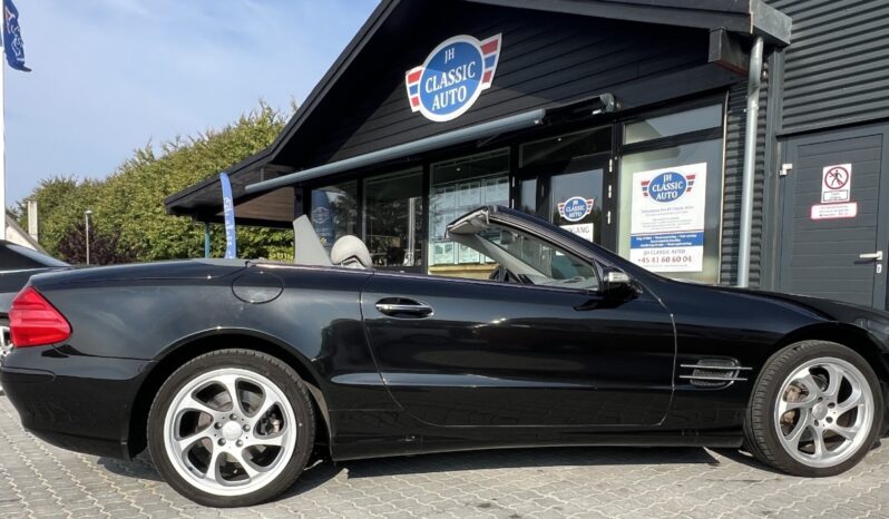 Mercedes-Benz SL (R230) 350SL full