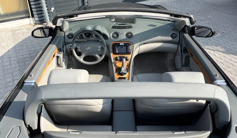 Mercedes-Benz SL (R230) 350SL full