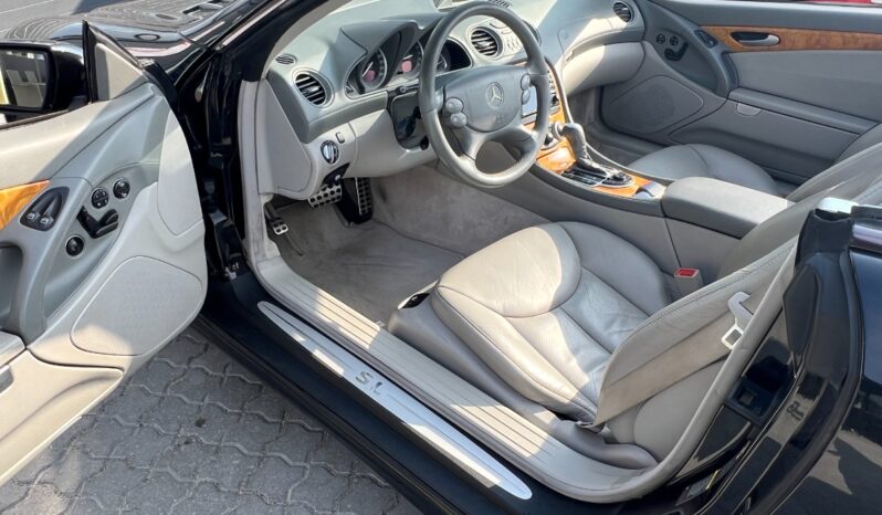 Mercedes-Benz SL (R230) 350SL full