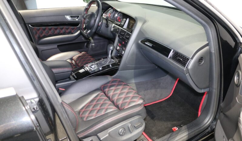 Audi RS RS6 V10 5.0 TFSI Avant full