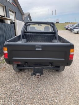 Toyota 1000 Hilux 4×4 full