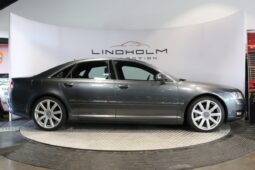 Audi A8 4.2 FSi Quattro full